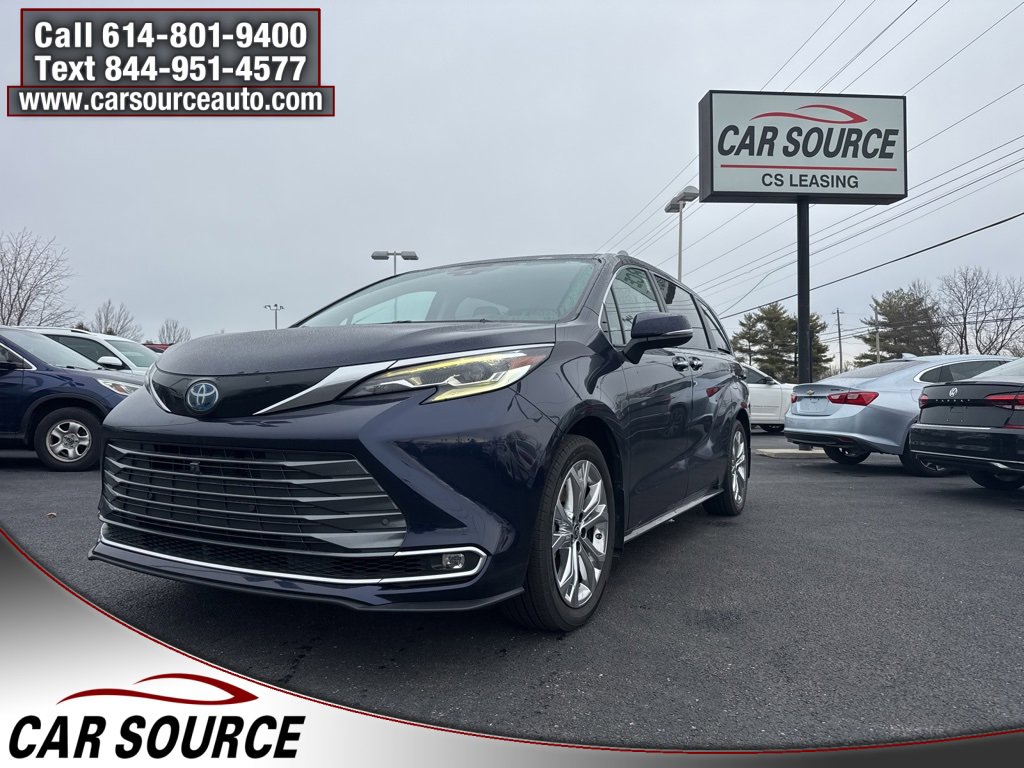 Used 2022 Toyota Sienna Platinum image 1