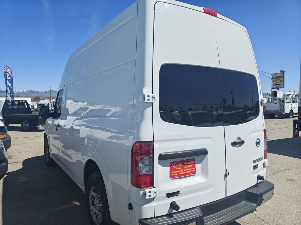 Used 2013 Nissan NV 3500 SV w/ Side Curtain Airbag Pkg image 5