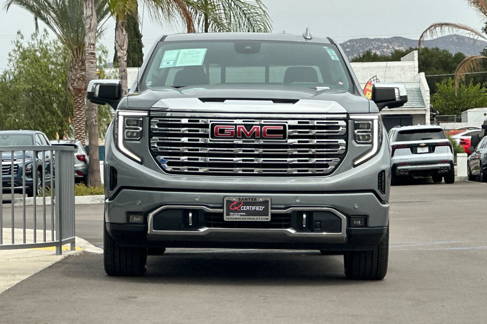 Used 2024 GMC Sierra 1500 Denali w/ Denali Reserve Package AWD/4WD image 9