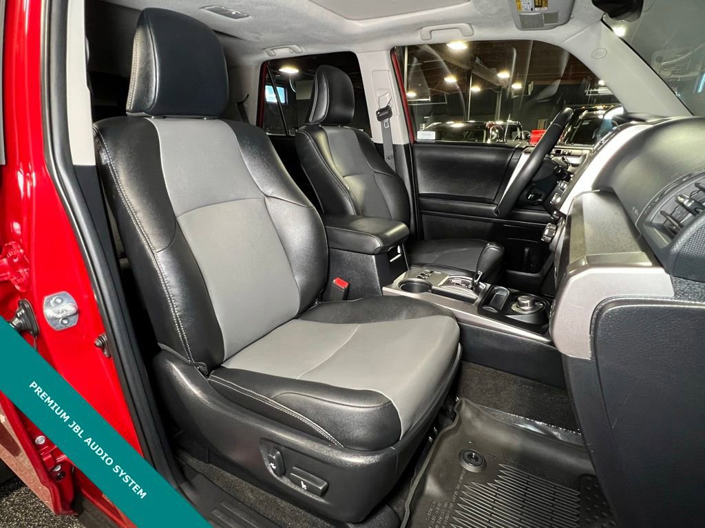 Used 2021 Toyota 4Runner SR5 Premium w/ Moonroof Package AWD/4WD image 4