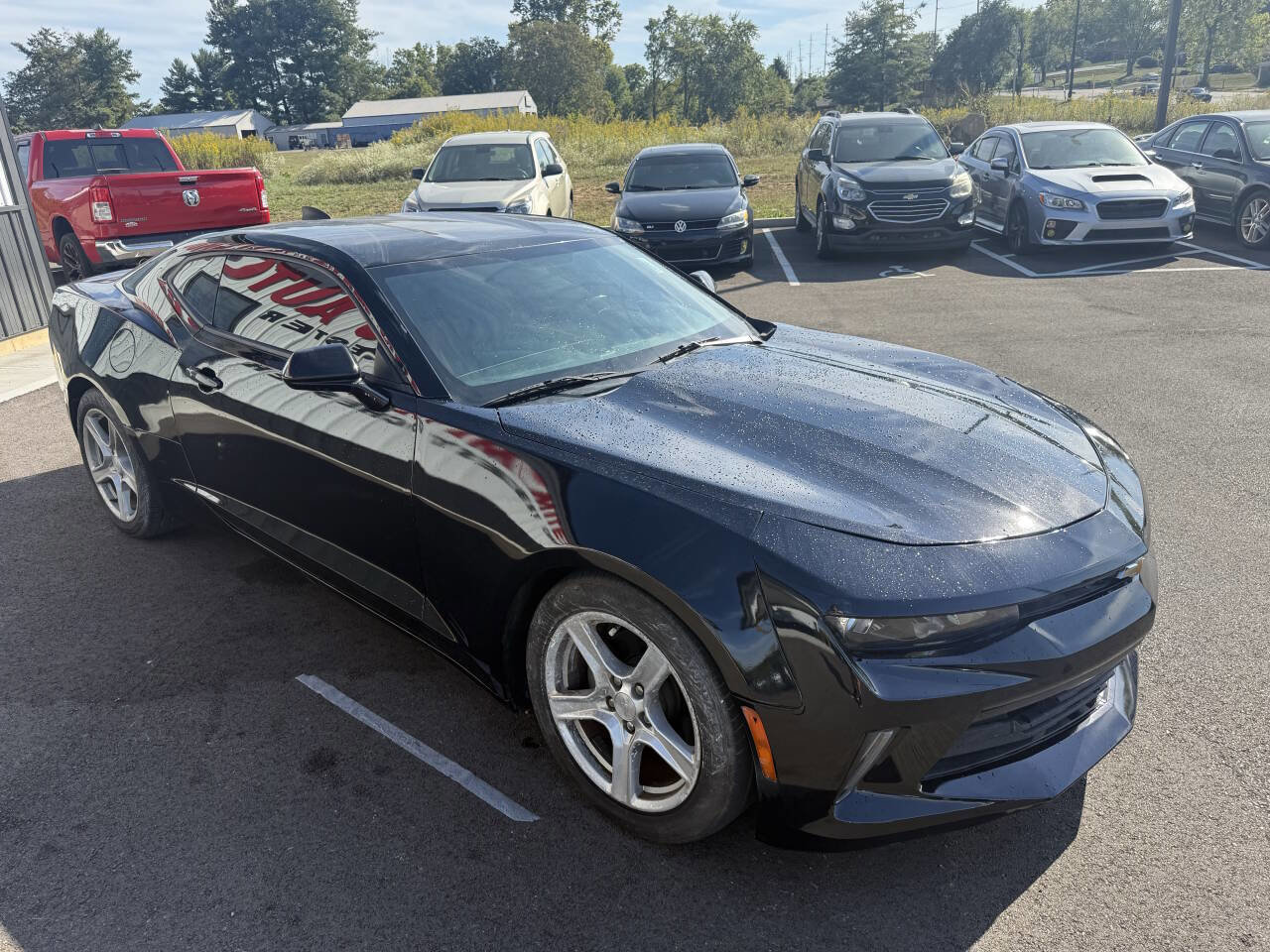 Used 2017 Chevrolet Camaro LT RWD image 5