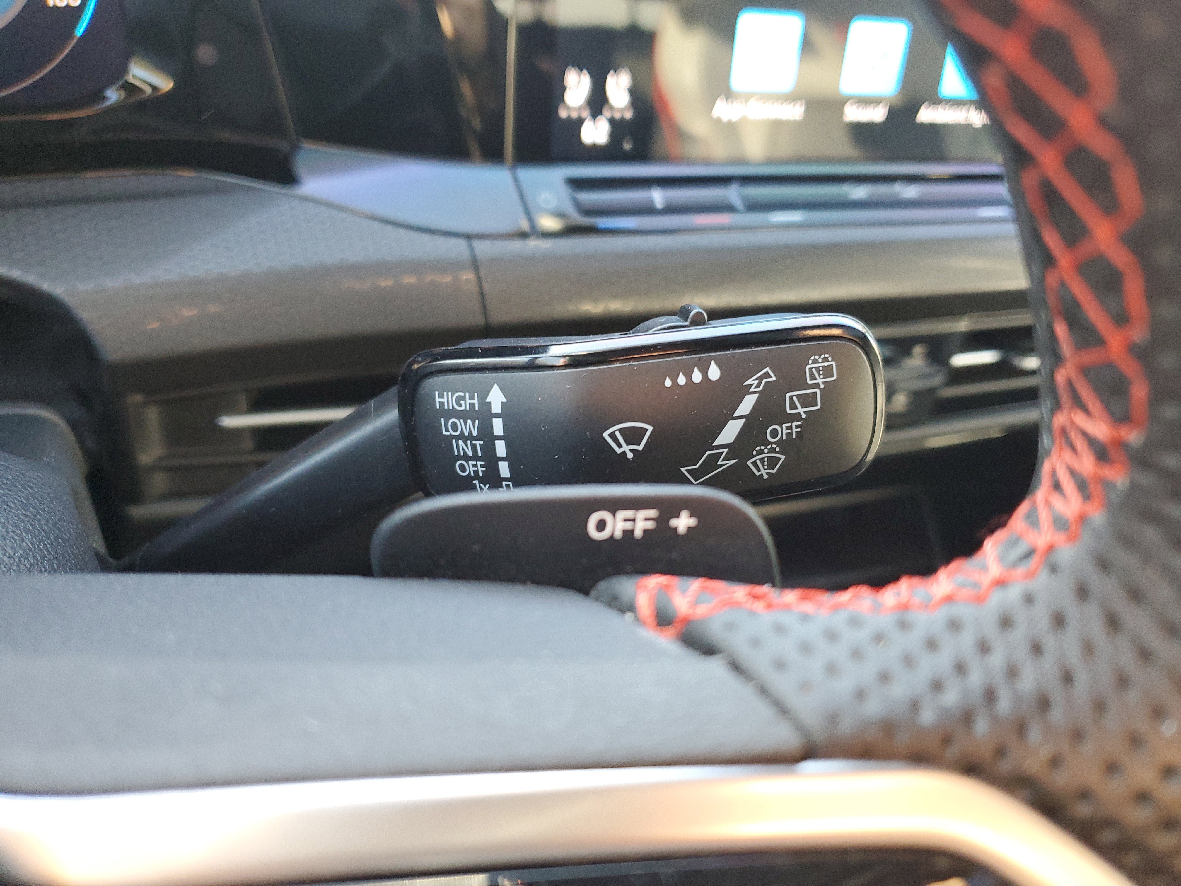 Used 2024 Volkswagen GTI SE image 15