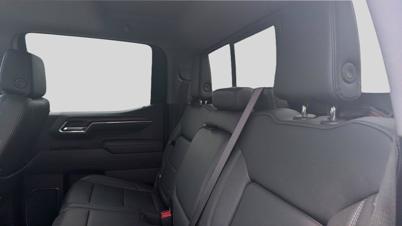 Used 2024 GMC Sierra 1500 SLT w/ SLT Premium Plus Package AWD/4WD image 19