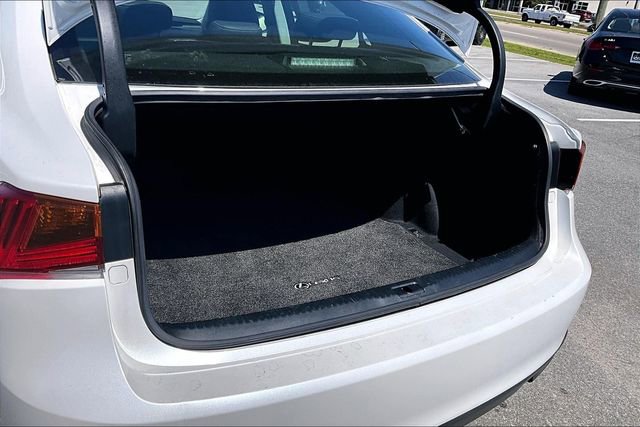 Used 2019 Lexus IS 300 AWD w/ Navigation Package image 37