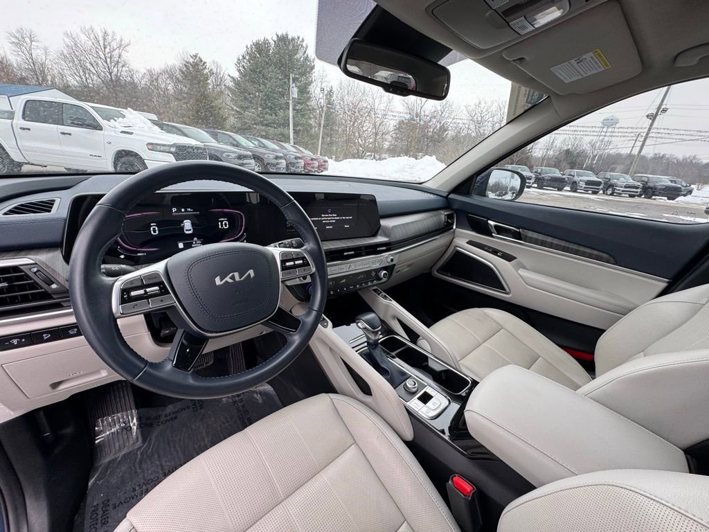 Used 2023 Kia Telluride EX image 23