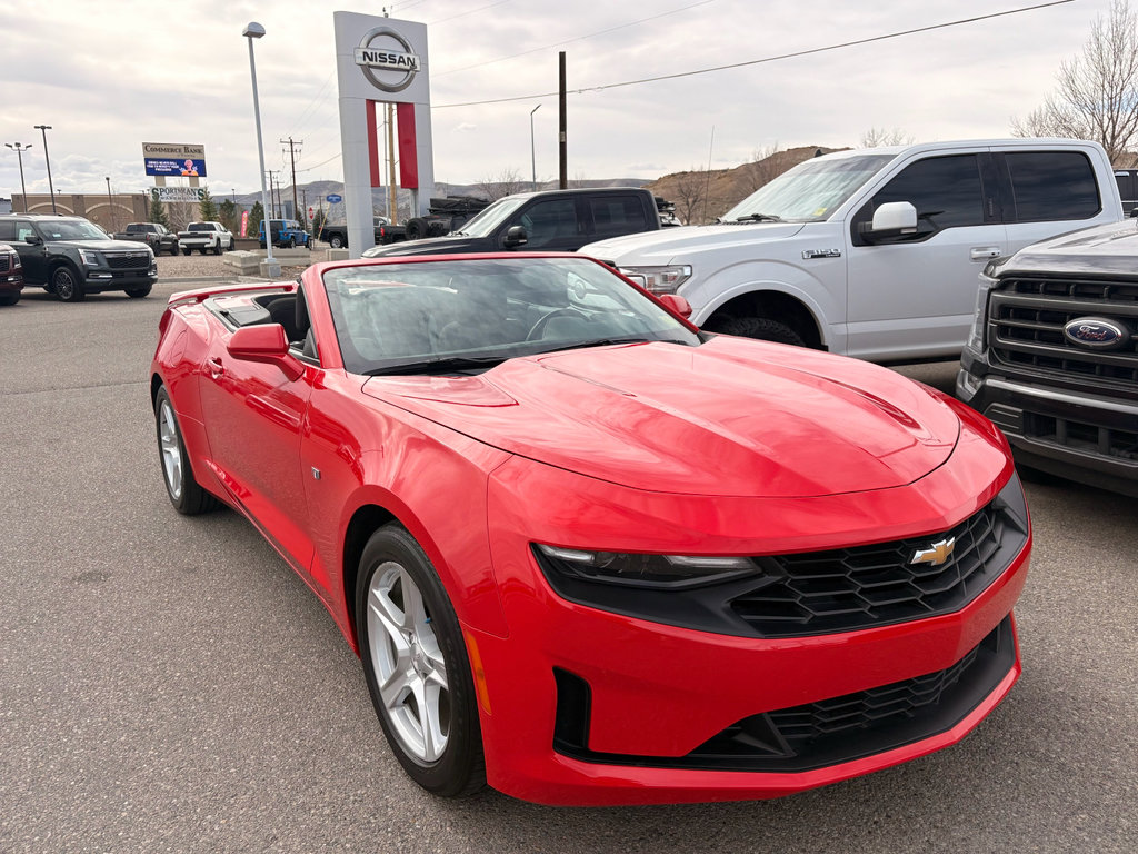Used 2023 Chevrolet Camaro LT RWD image 11