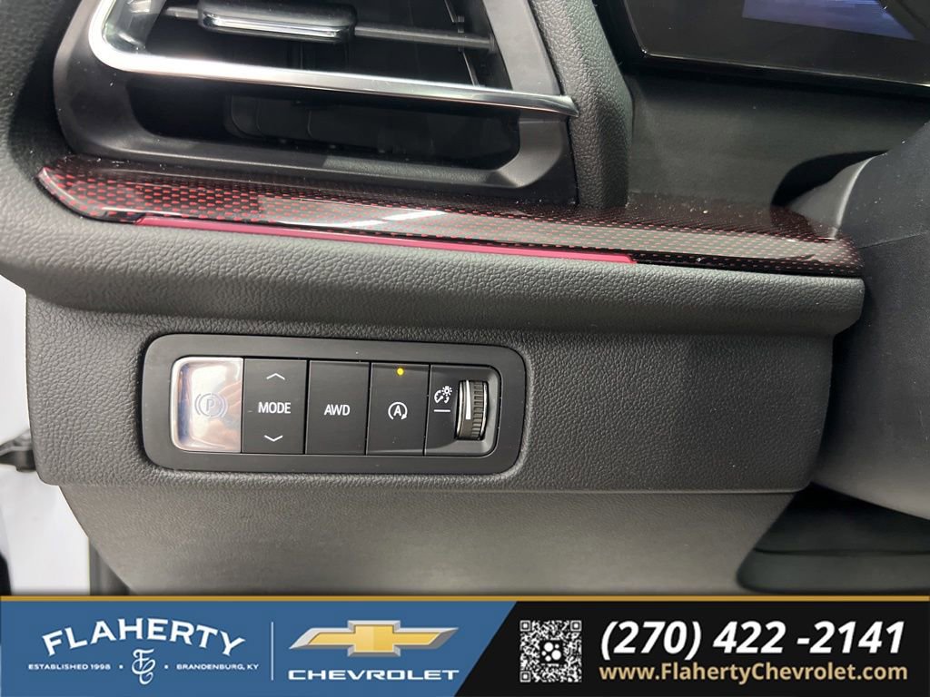 Used 2026 Chevrolet Traverse RS w/ LPO, Floor Liner Package AWD/4WD image 25