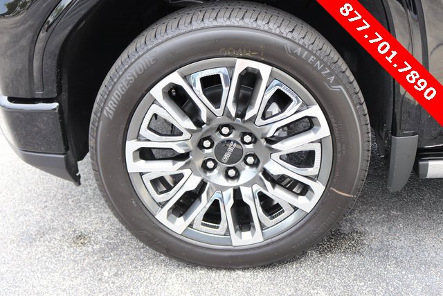 New 2025 GMC Sierra 1500 Denali Ultimate image 8