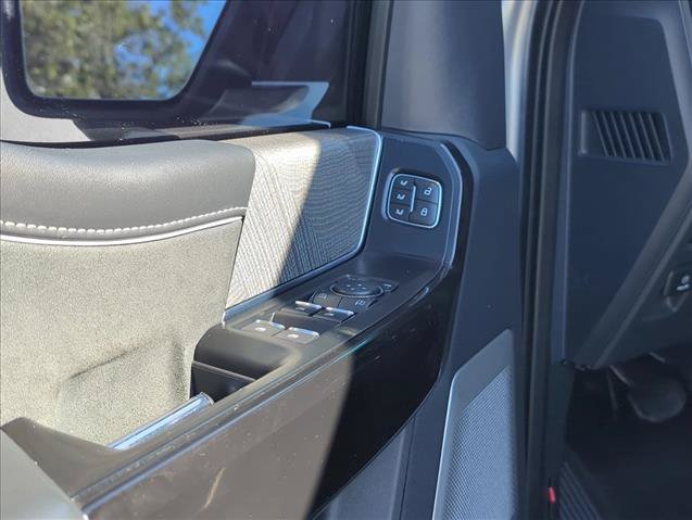Used 2022 Ford F150 Lightning Platinum AWD/4WD image 11