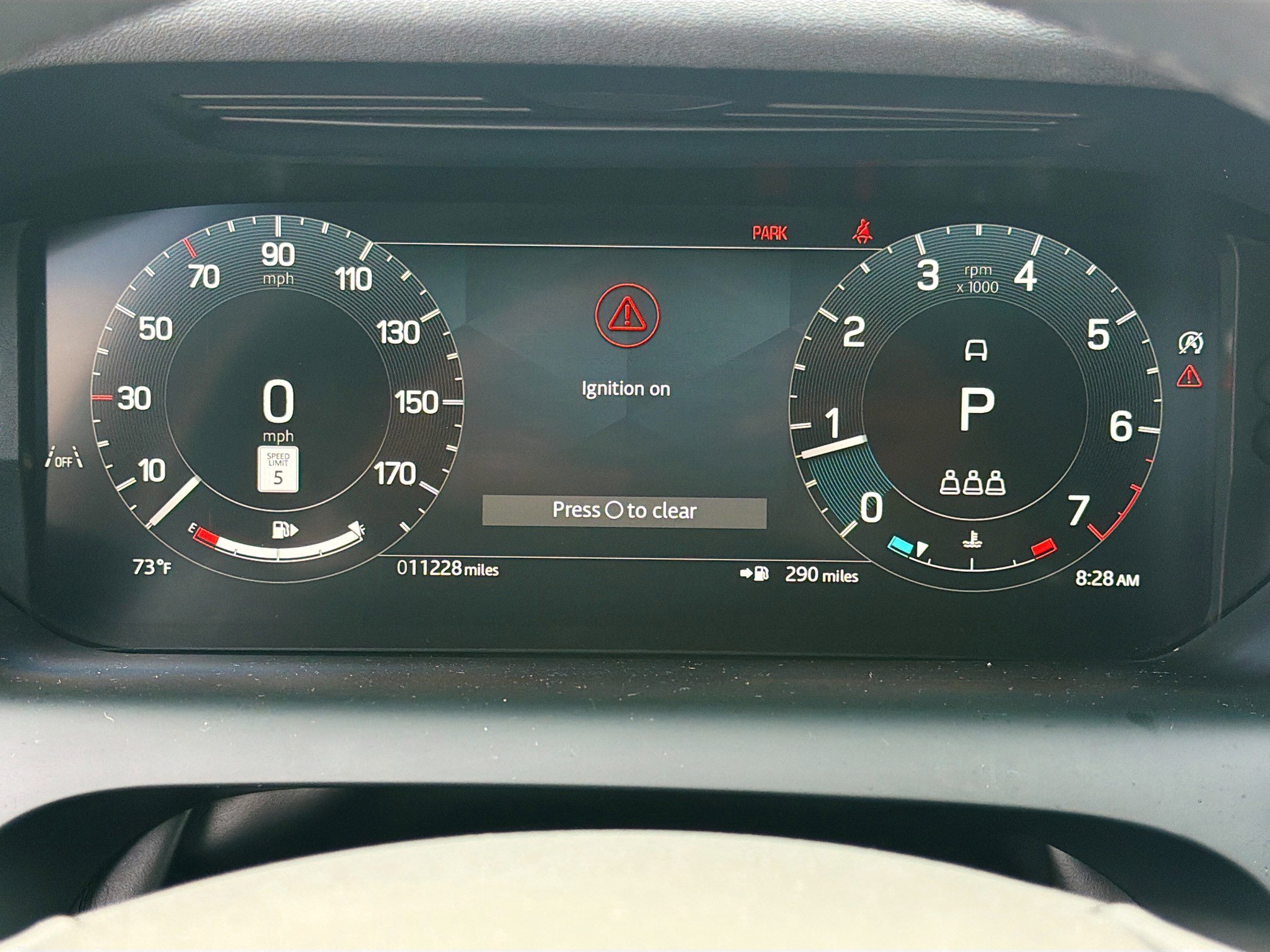 Used 2025 Land Rover Discovery Sport S image 39