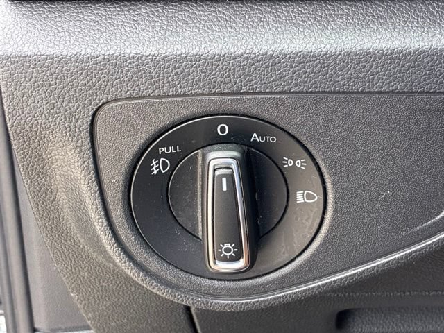 Used 2018 Volkswagen Atlas SEL Premium AWD/4WD image 33