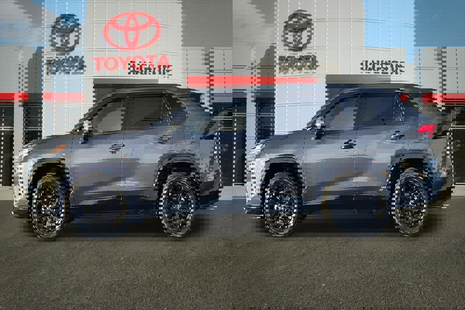 Certified 2023 Toyota RAV4 SE image 6