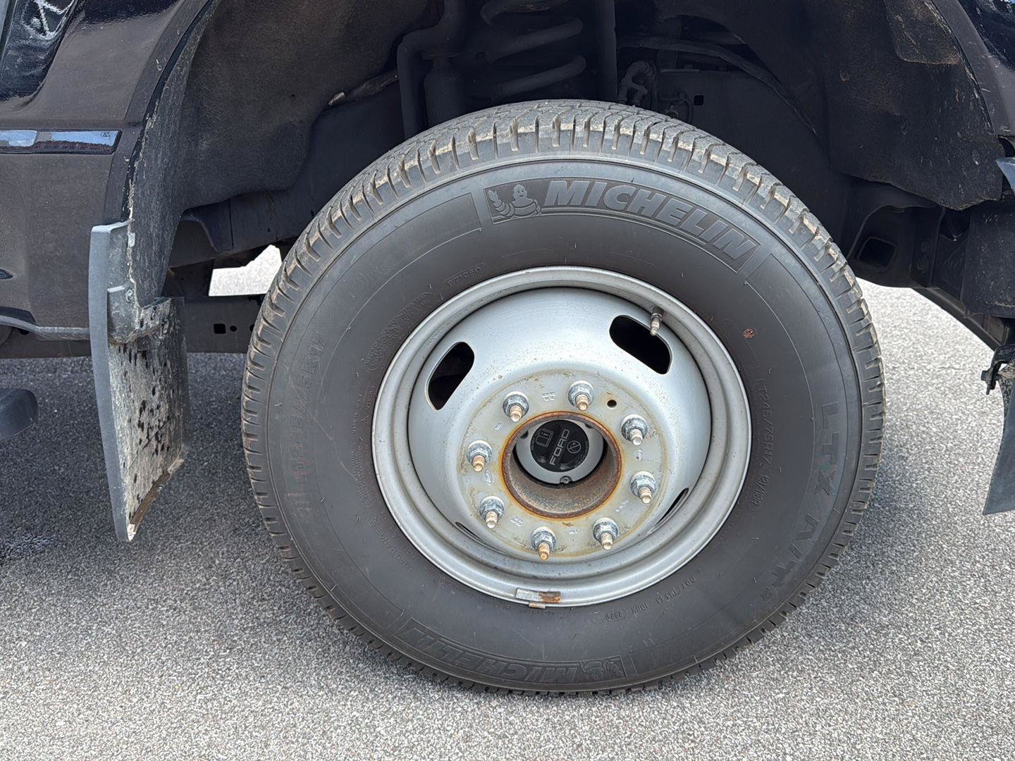 Used 2024 Ford F350 XL AWD/4WD image 14