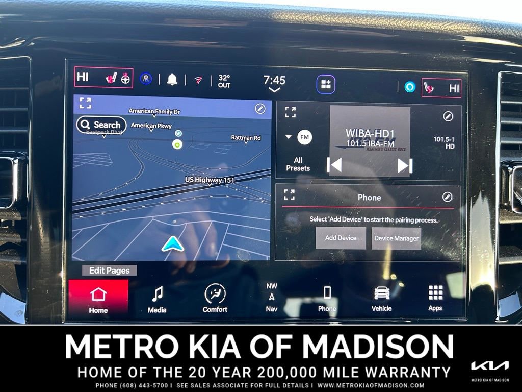 Used 2023 Dodge Durango GT image 25