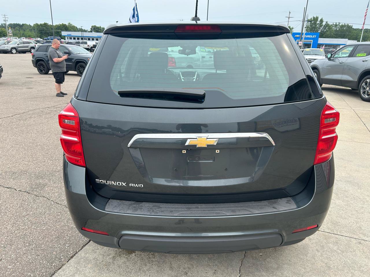 Used 2017 Chevrolet Equinox LS AWD/4WD image 6