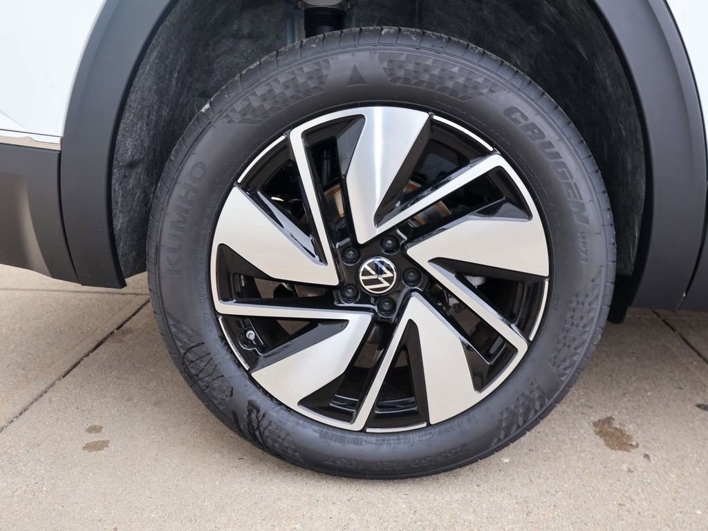 New 2026 Volkswagen Atlas SEL image 7