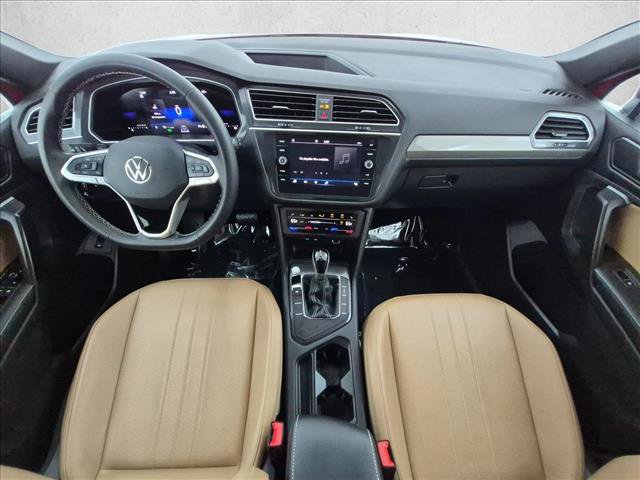 Used 2024 Volkswagen Tiguan SE FWD image 19