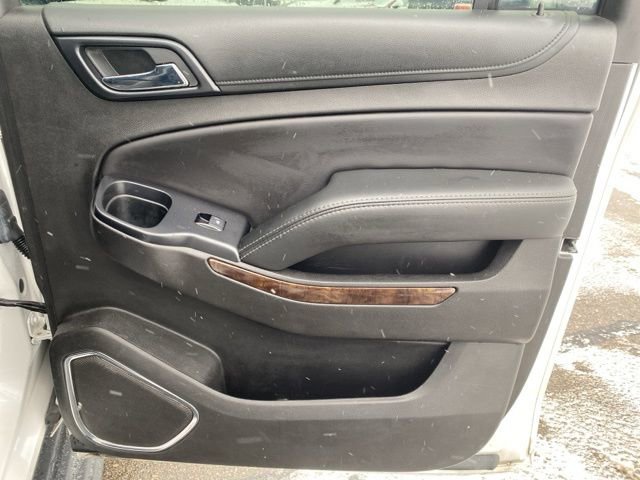 Used 2017 Chevrolet Suburban LT image 31