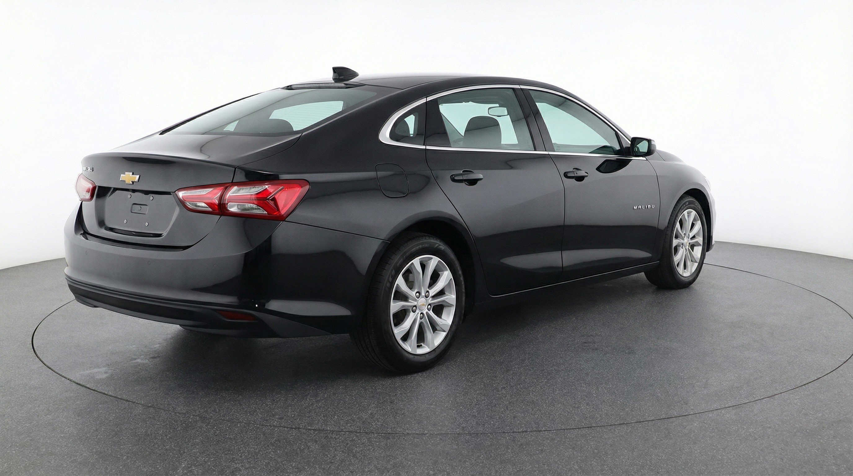 Used 2024 Chevrolet Malibu LT FWD image 9