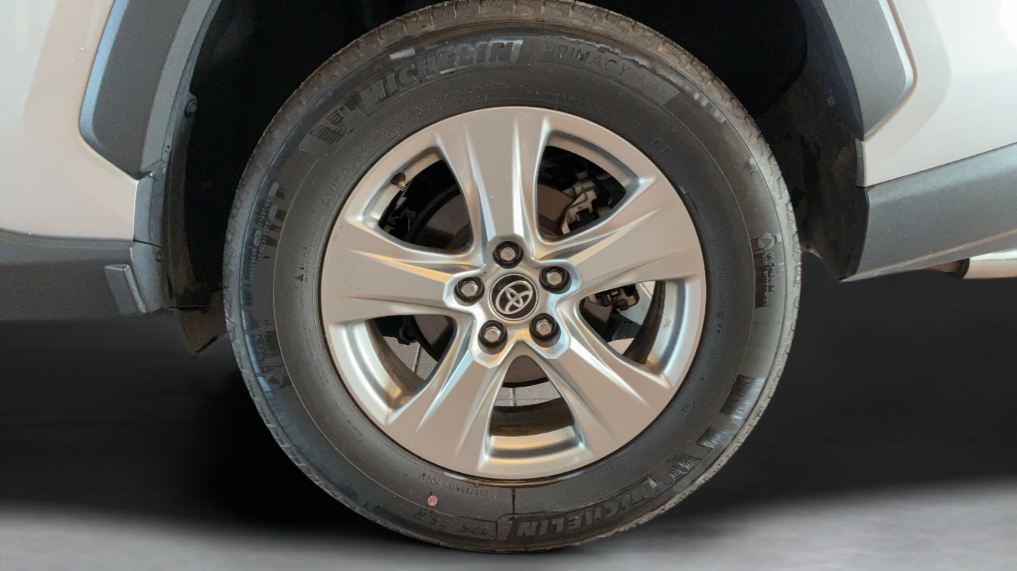 Certified 2024 Toyota RAV4 XLE FWD image 42