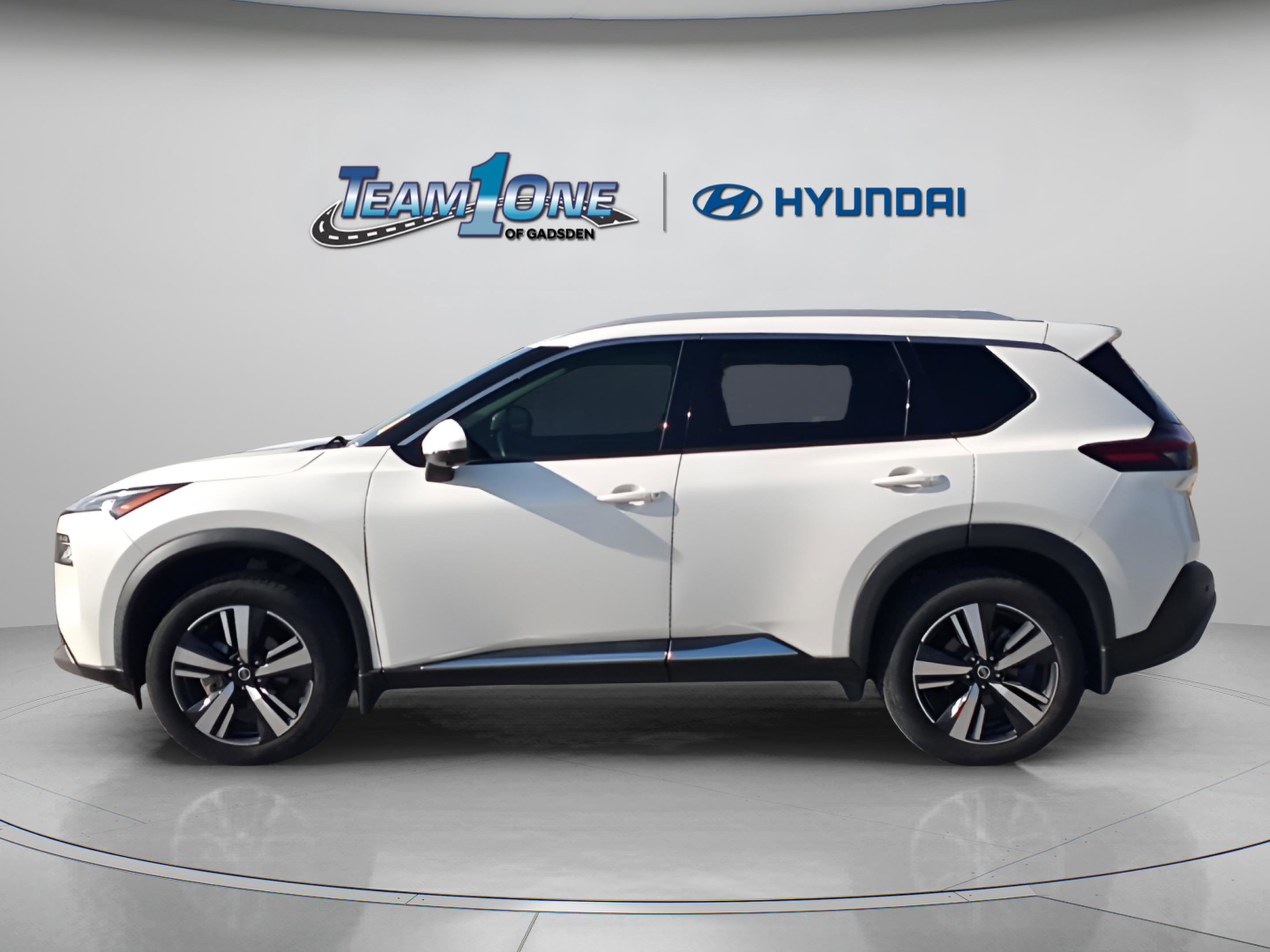 Used 2021 Nissan Rogue SL w/ Premium Package image 5