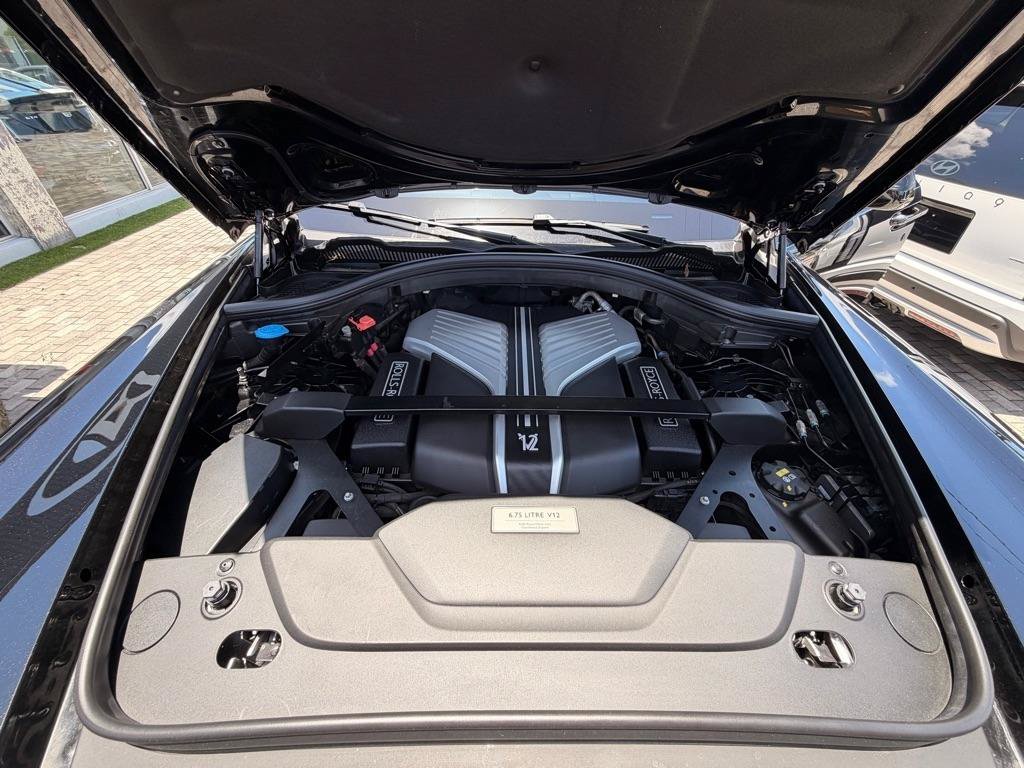 Used 2022 Rolls-Royce Cullinan AWD/4WD image 37