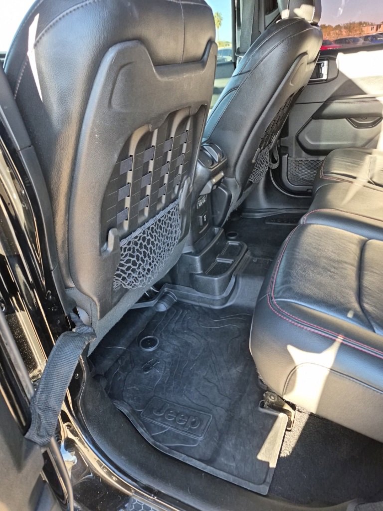 Used 2018 Jeep Wrangler Unlimited Rubicon image 22