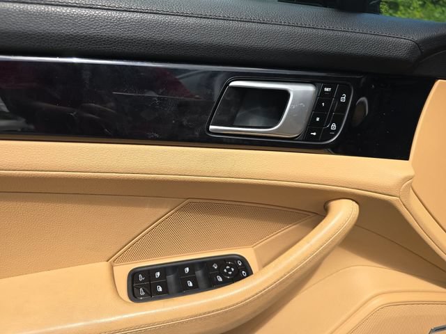 Used 2019 Porsche Panamera 4 AWD/4WD image 22