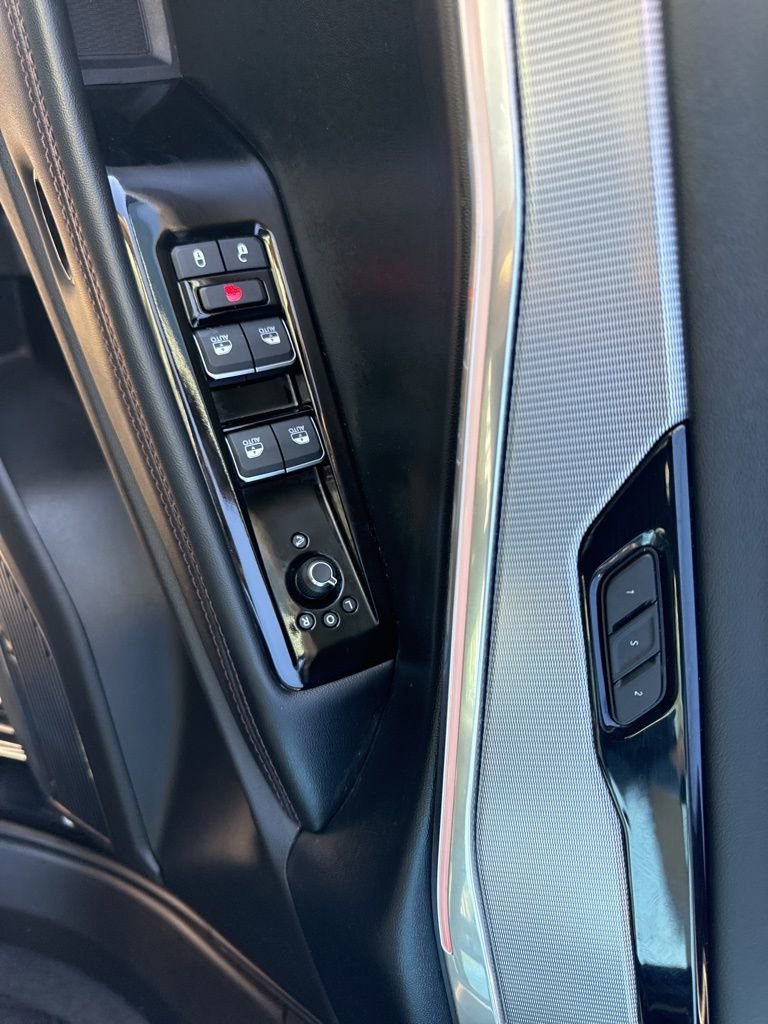 Used 2024 Jeep Wagoneer Launch Edition image 18