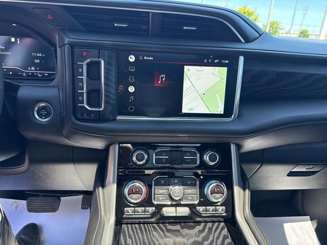 Used 2022 GMC Yukon XL Denali w/ Denali Premium Package AWD/4WD image 22