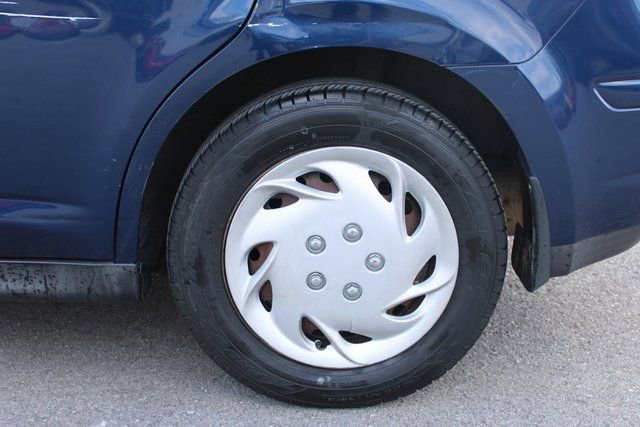 Used 2008 Nissan Versa 1.8 S w/ PWR Pkg image 31