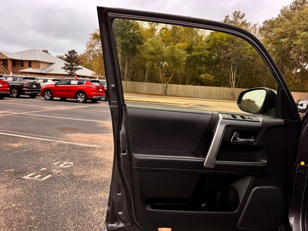 Used 2023 Toyota 4Runner SR5 Premium w/ Moonroof Package image 34