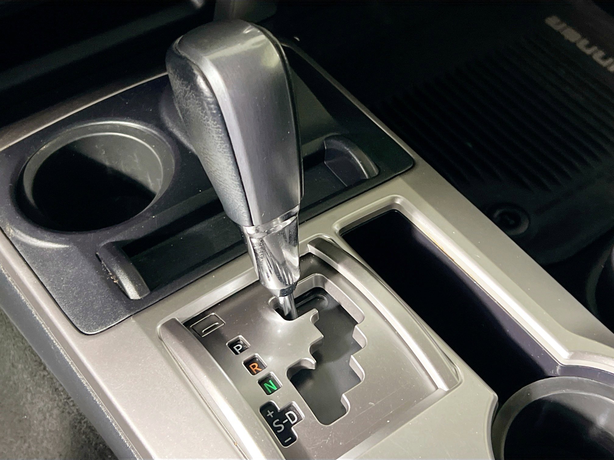 Used 2018 Toyota 4Runner SR5 Premium image 24