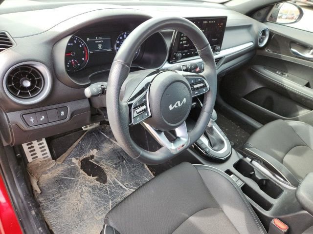 Used 2024 Kia Forte GT-Line w/ GT-Line Premium Package image 9