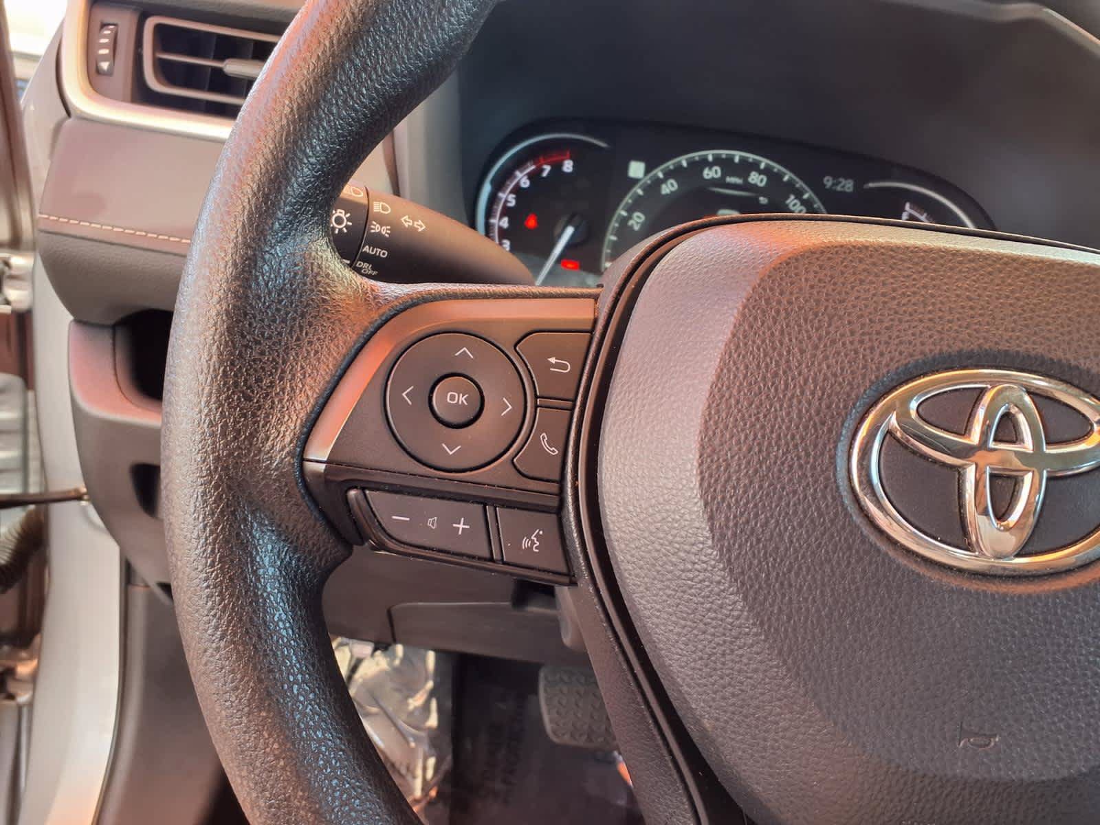 Certified 2024 Toyota RAV4 XLE AWD/4WD image 20