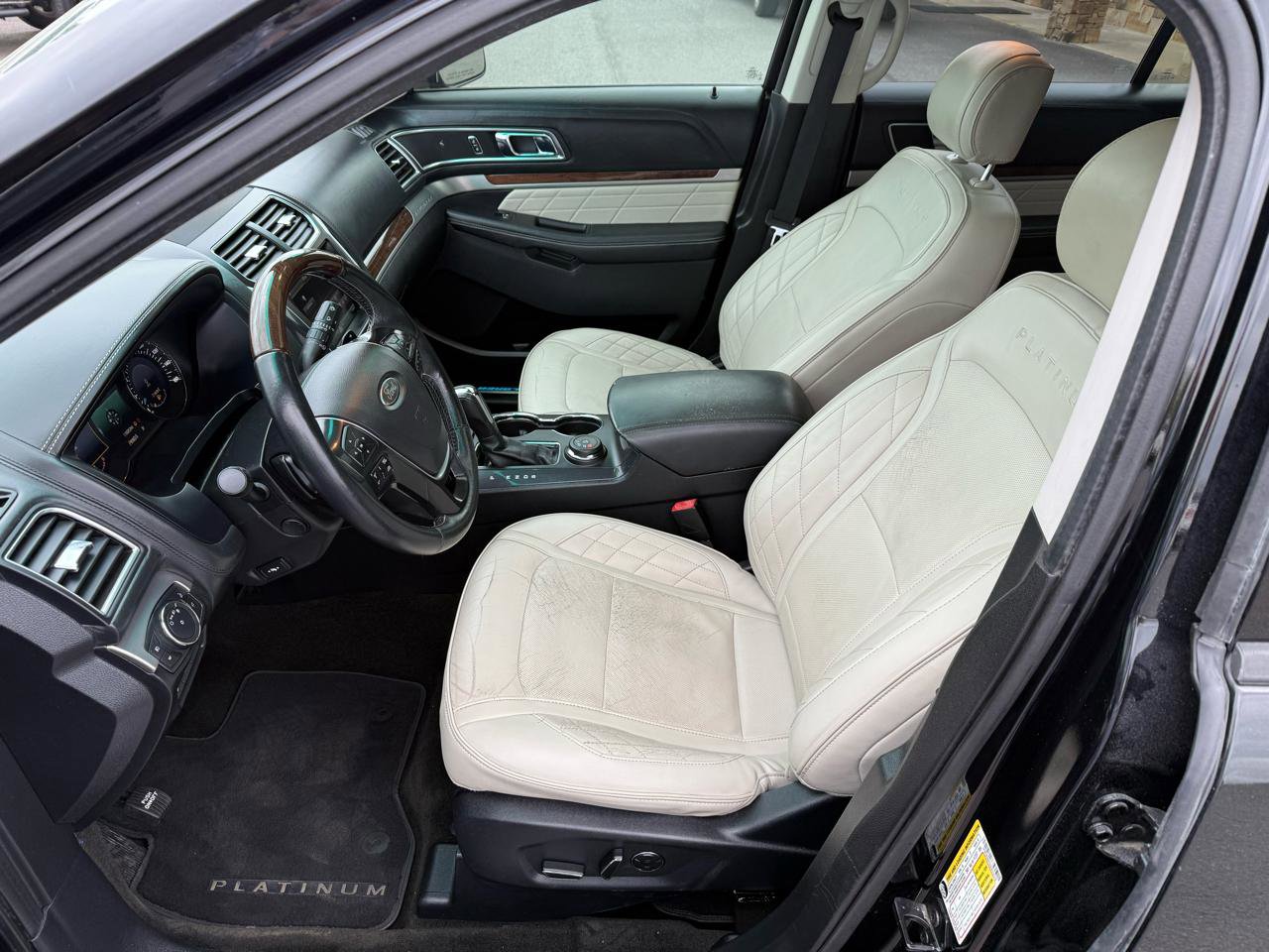 Used 2016 Ford Explorer Platinum AWD/4WD image 10