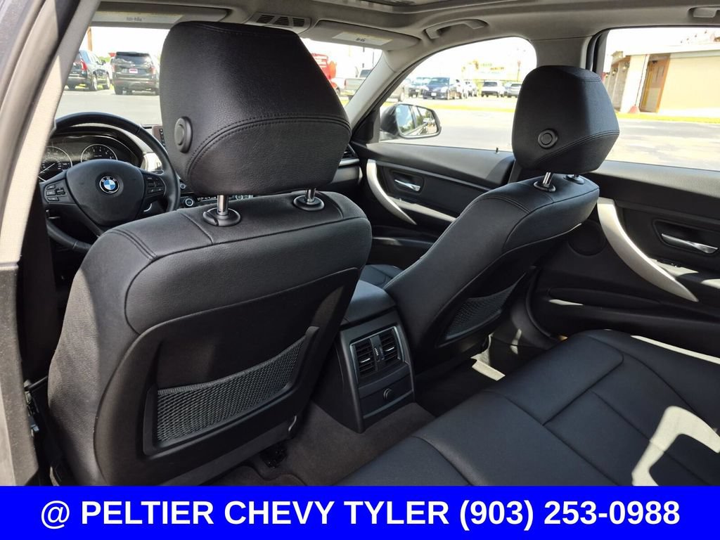 Used 2018 BMW 320i xDrive Sedan AWD/4WD image 35