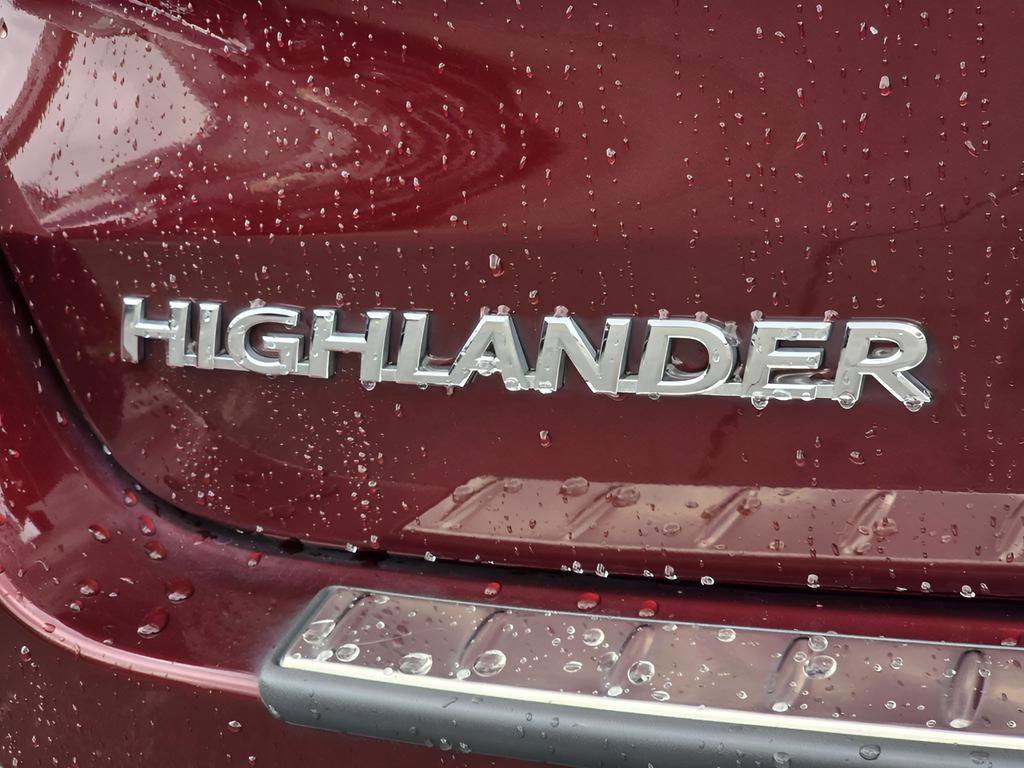 Used 2018 Toyota Highlander Limited Platinum w/ Protection Package #3 image 13