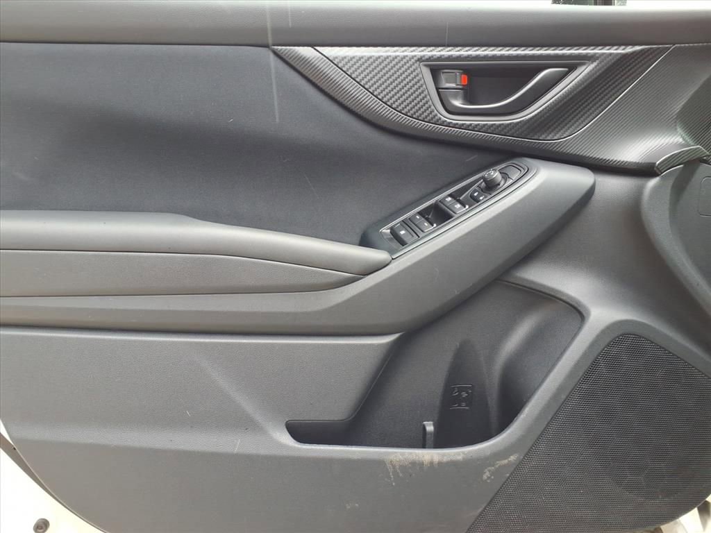 Used 2023 Subaru Crosstrek 2.0i image 11