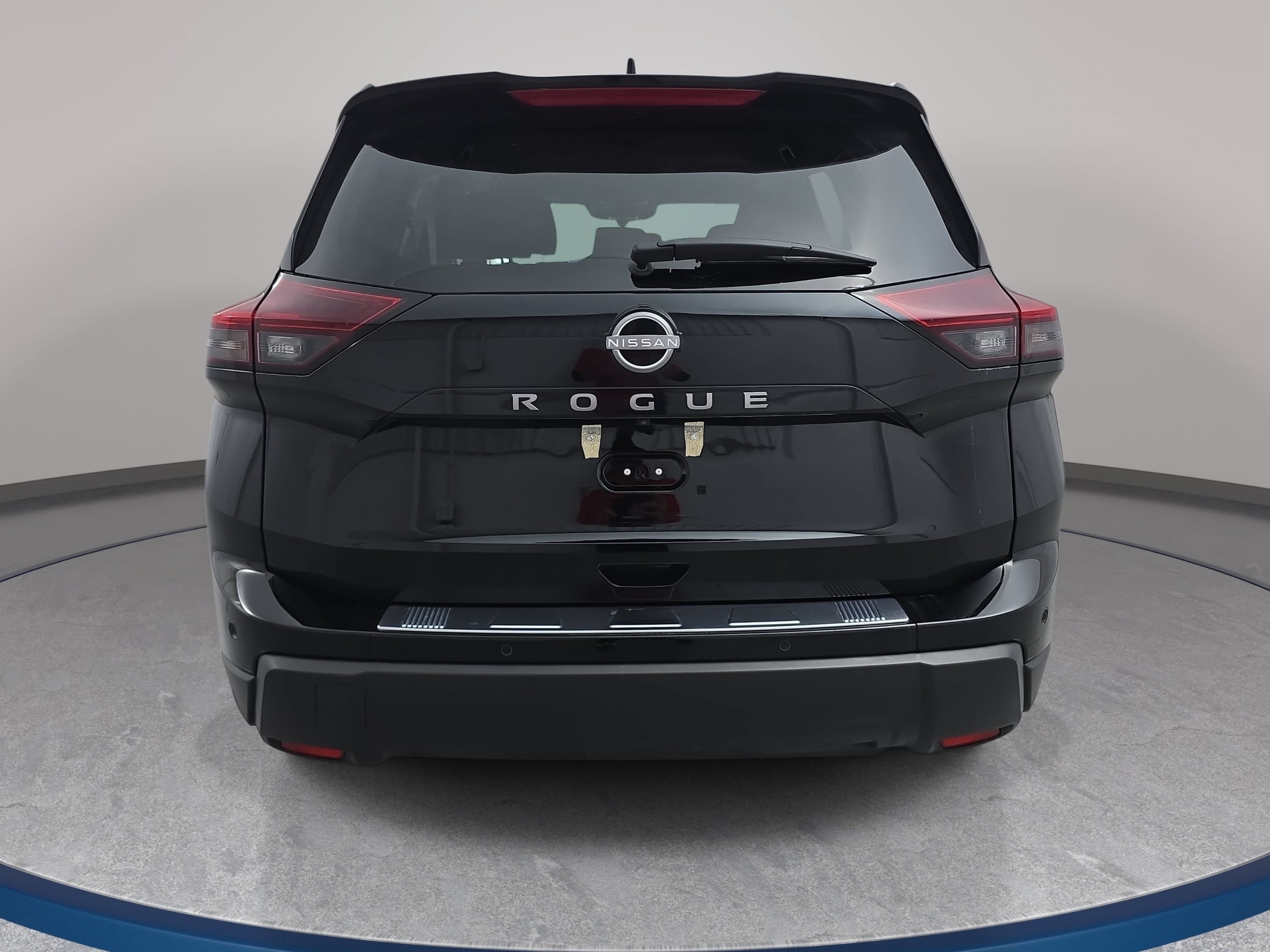 Certified 2025 Nissan Rogue SV FWD image 6