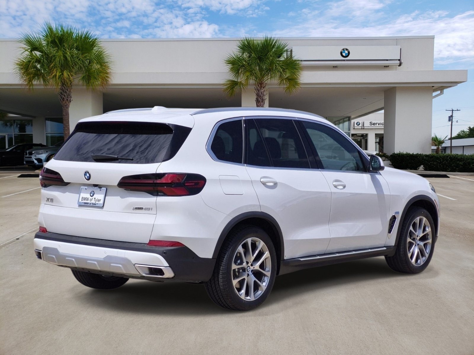 Certified 2025 BMW X5 xDrive40i w/ Climate Comfort Package AWD/4WD image 6