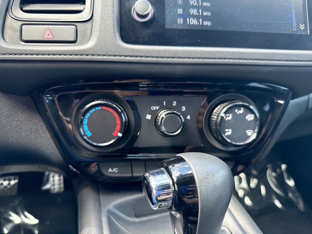 Used 2022 Honda HR-V Sport image 16