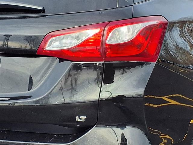Certified 2020 Chevrolet Equinox LT w/ Driver Convenience Package image 25