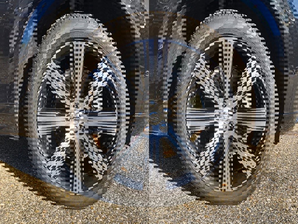 Used 2022 Volvo XC90 T6 Inscription w/ Advanced Package image 9