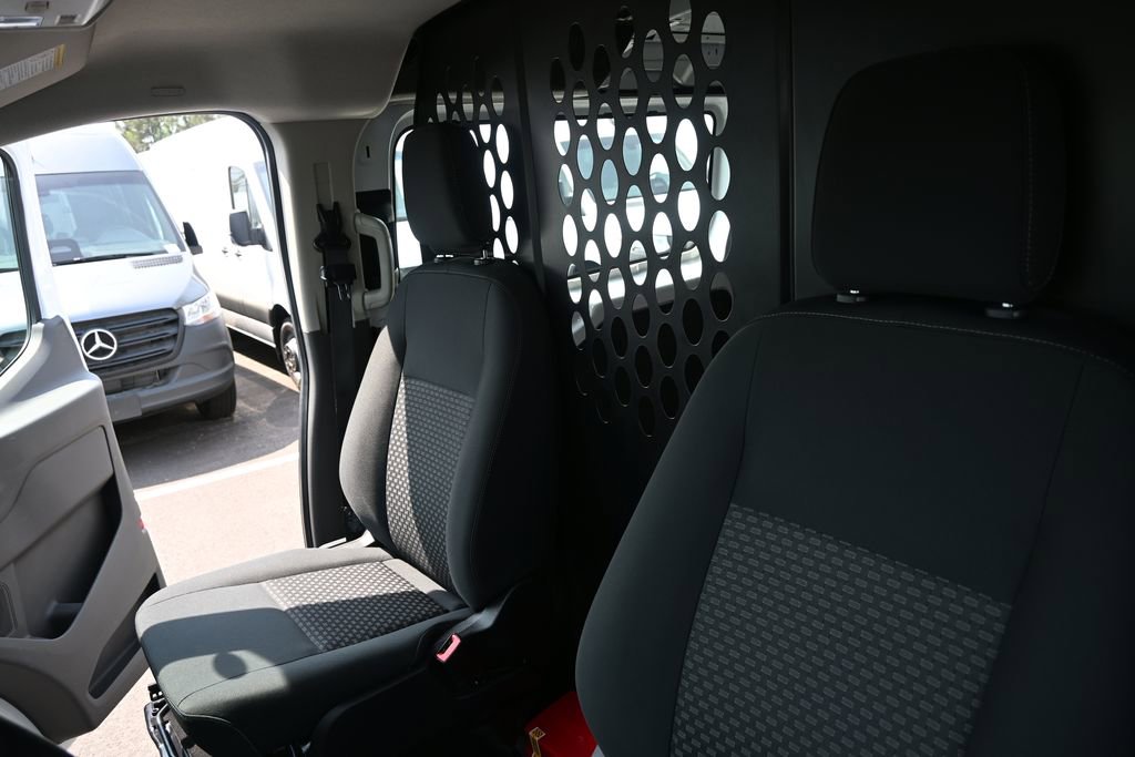 Used 2025 Ford Transit 250 Low Roof w/ Exterior Upgrade Package image 5