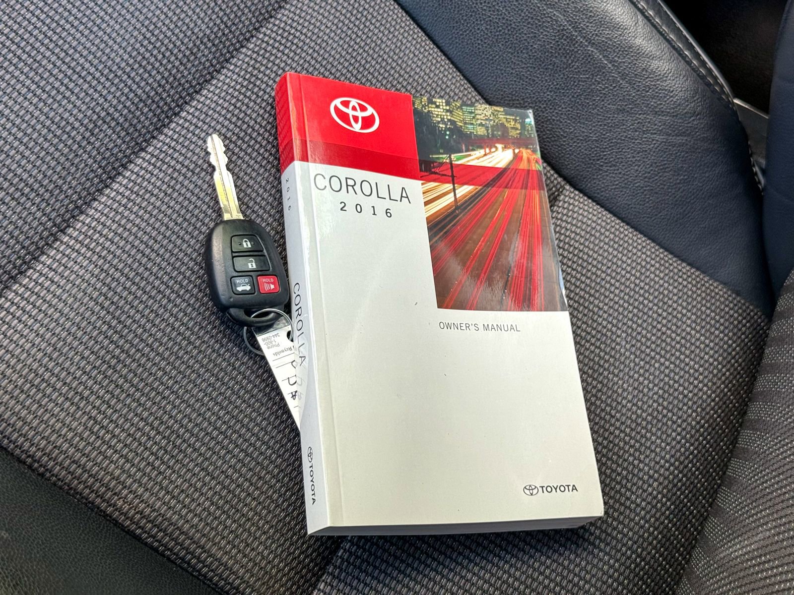 Used 2016 Toyota Corolla S w/ Body Protection Package #1 FWD image 32
