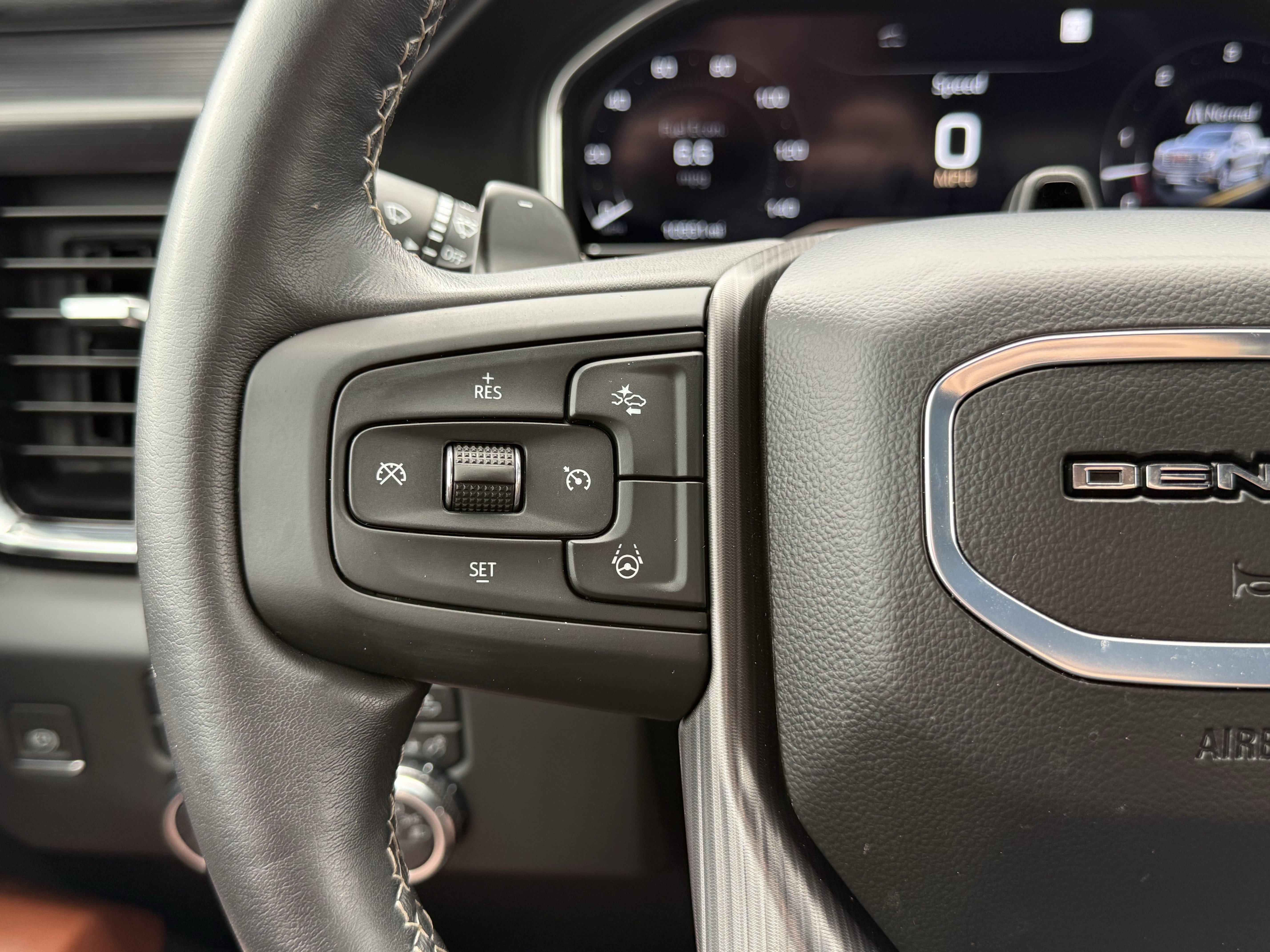 Used 2024 GMC Sierra 1500 Denali Ultimate AWD/4WD image 17