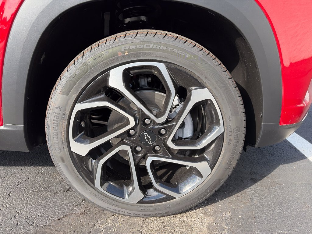 New 2026 Chevrolet Trax RS w/ Driver Confidence Package FWD image 22