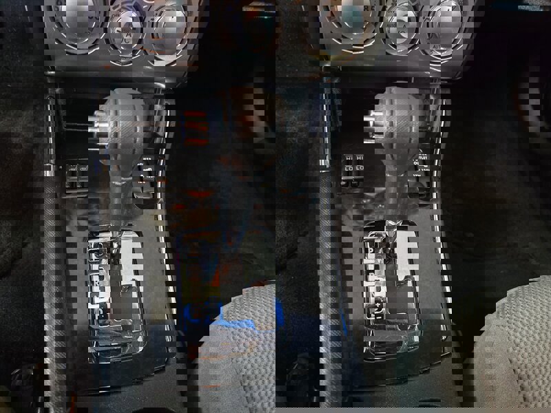 Used 2012 Mitsubishi Galant ES image 19