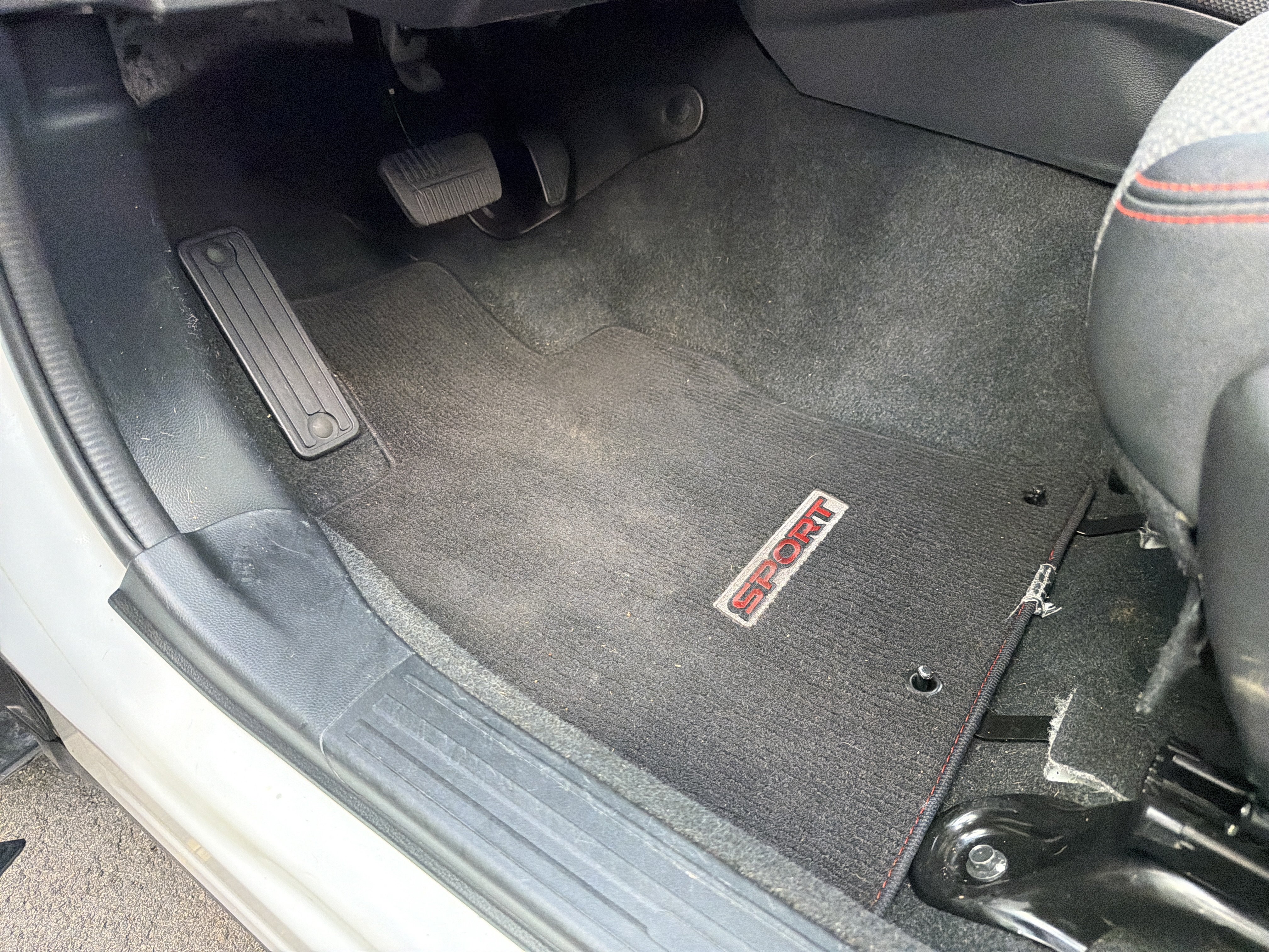 Used 2021 Subaru Forester Sport AWD/4WD image 17